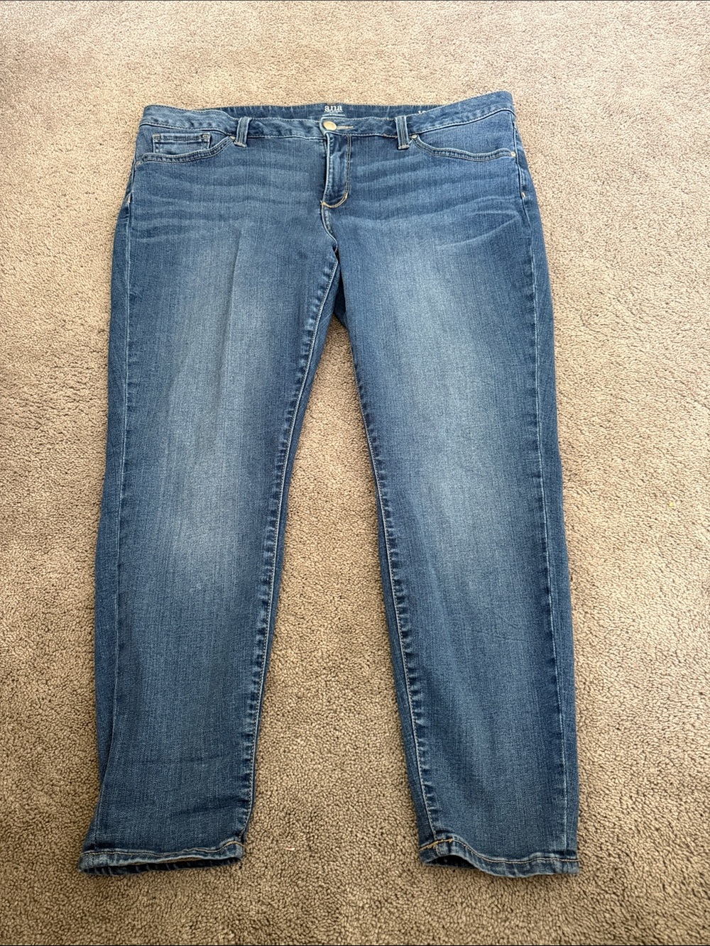 a.n.a Women's Ankle Jeans in Blue Wash